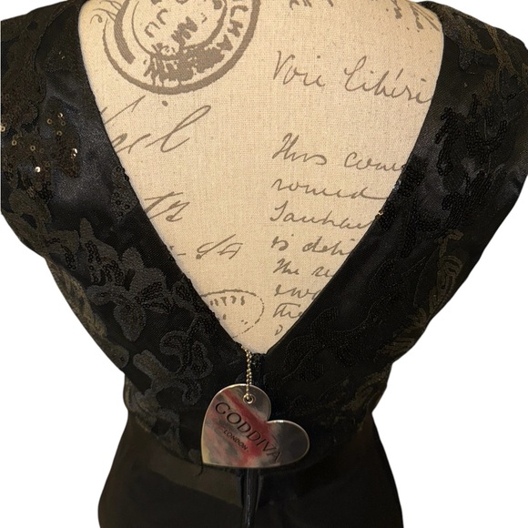 GODDIVA LONDON Dress - Picture 6 of 10